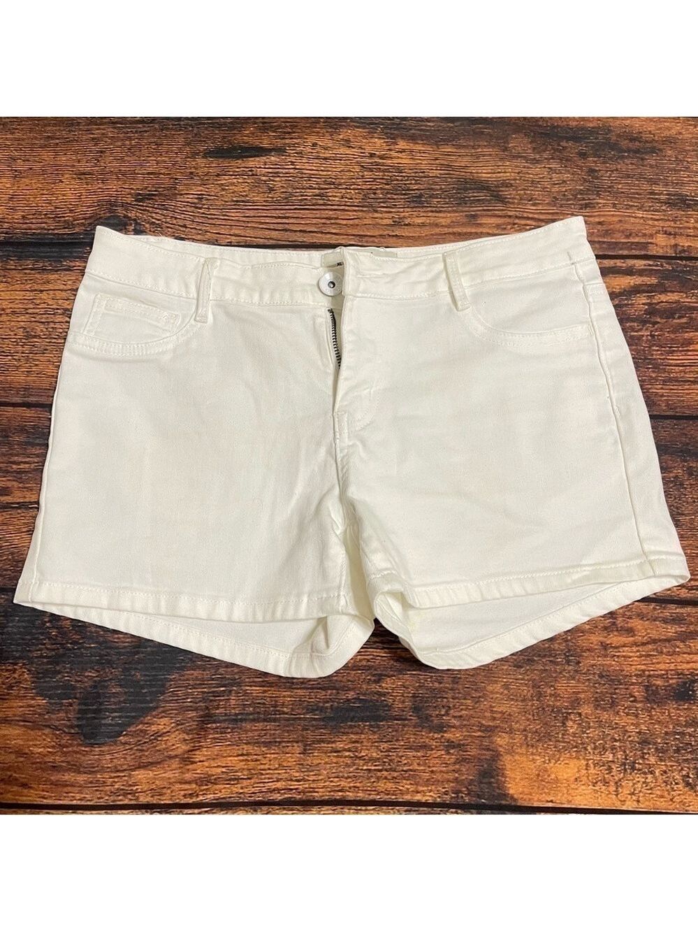 Love You White Denim Shorts LNC